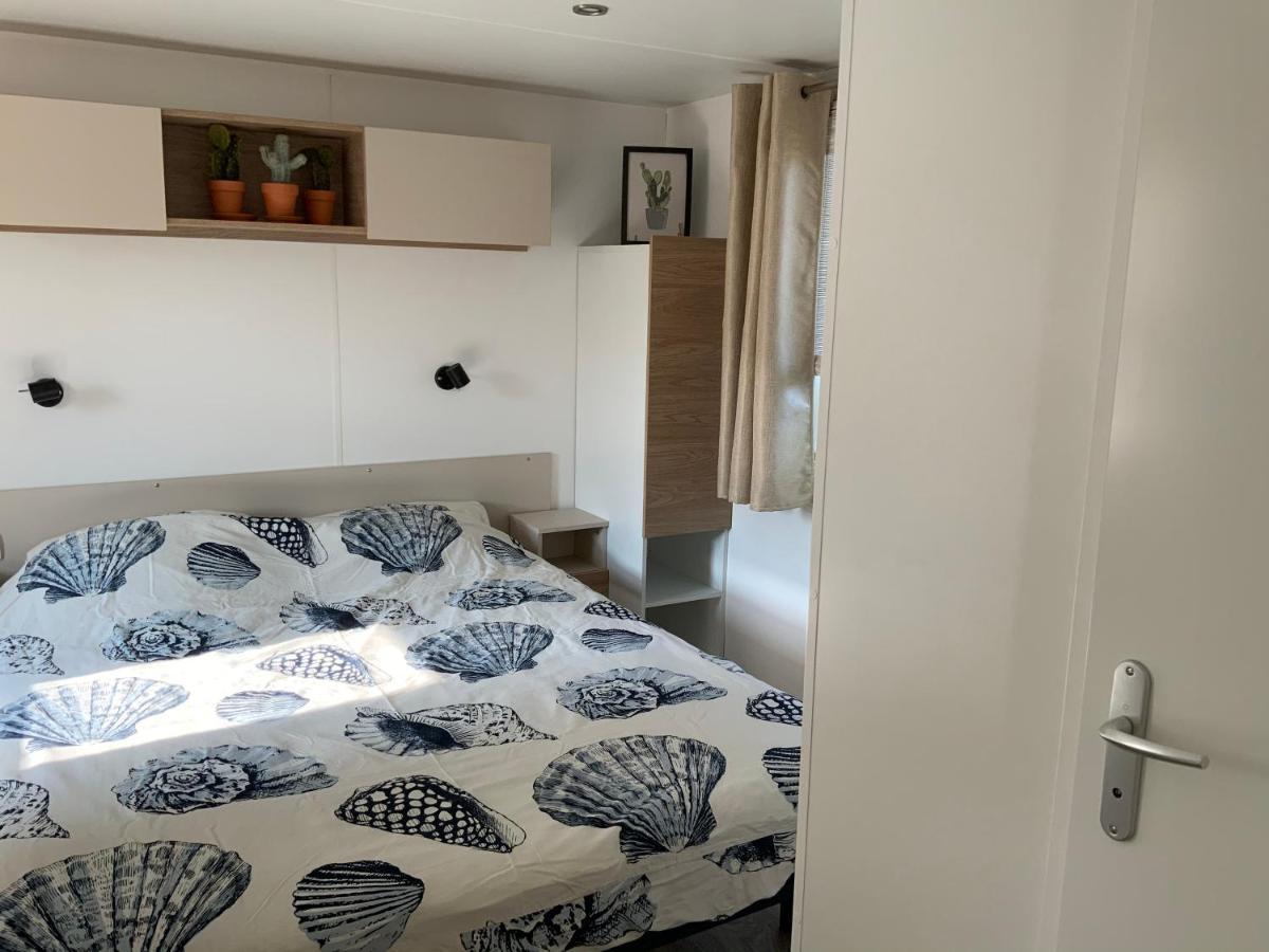 Chalet In Renesse Eksteriør billede